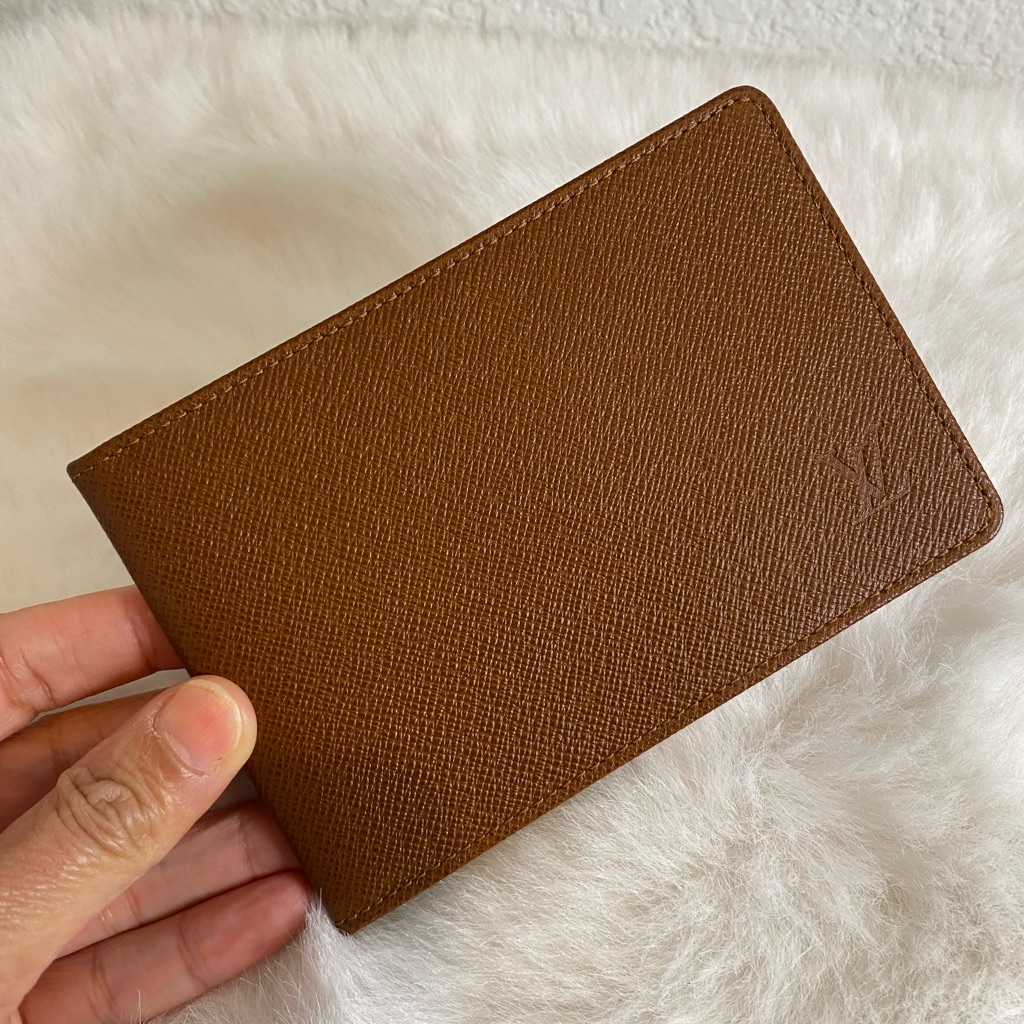 Authentic Louis Vuitton Taiga Brown Bifold Car Holder Id Case Sleeve Wallet